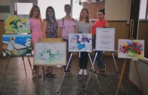 4+