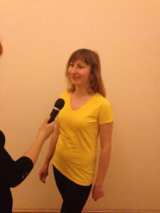 Аня микрофон